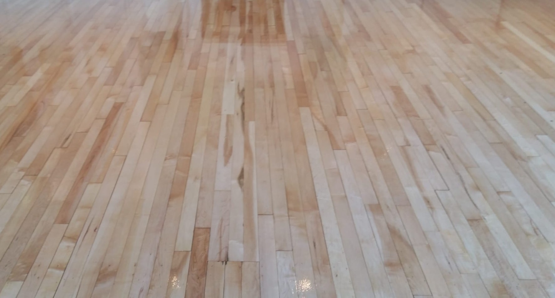 Beautifully sanded oak hardwood floor